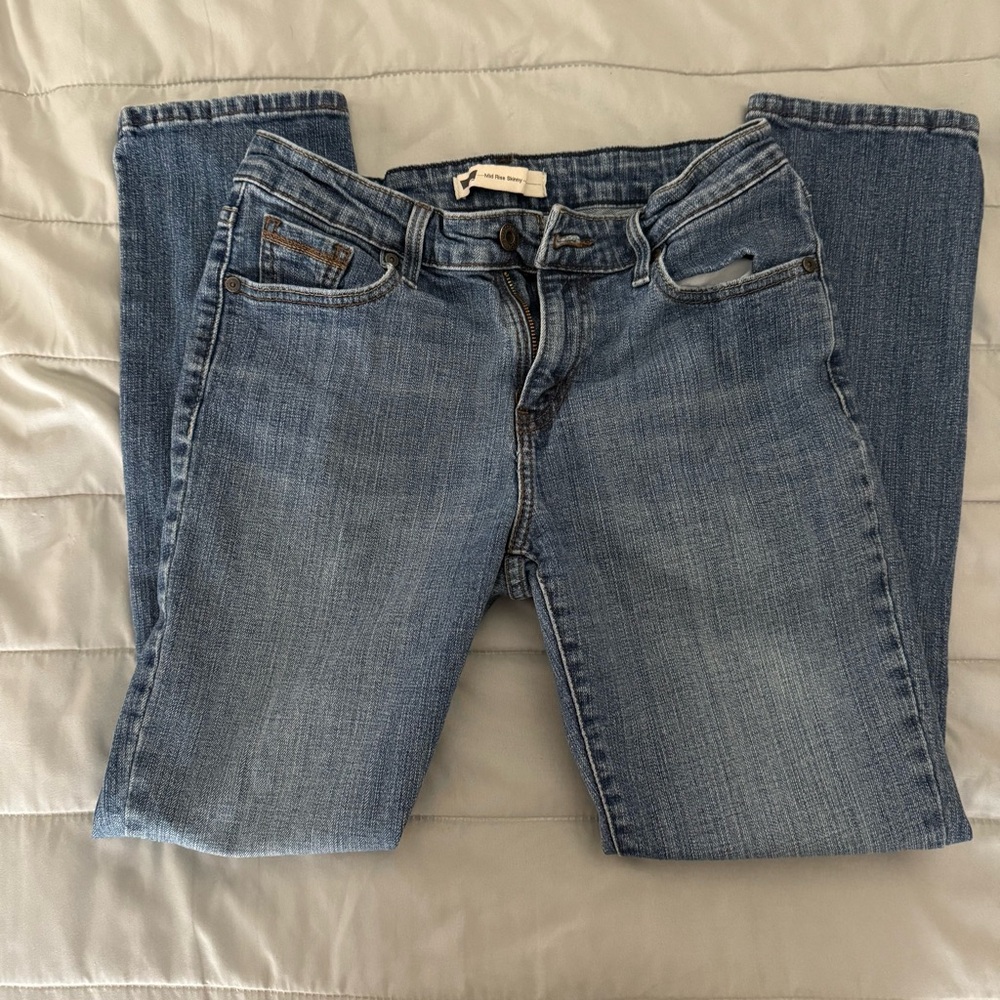 Levi’s Mid Rise Blue Denim Skinny Jeans